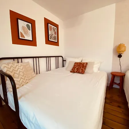 La P'tite Maison Vaudon Holiday home *